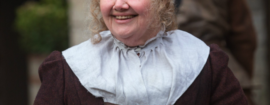 Xmas Special – Outlander Cast Chats w/Outlander actor: Annette Badland – Episode 75 #Gonelander II
