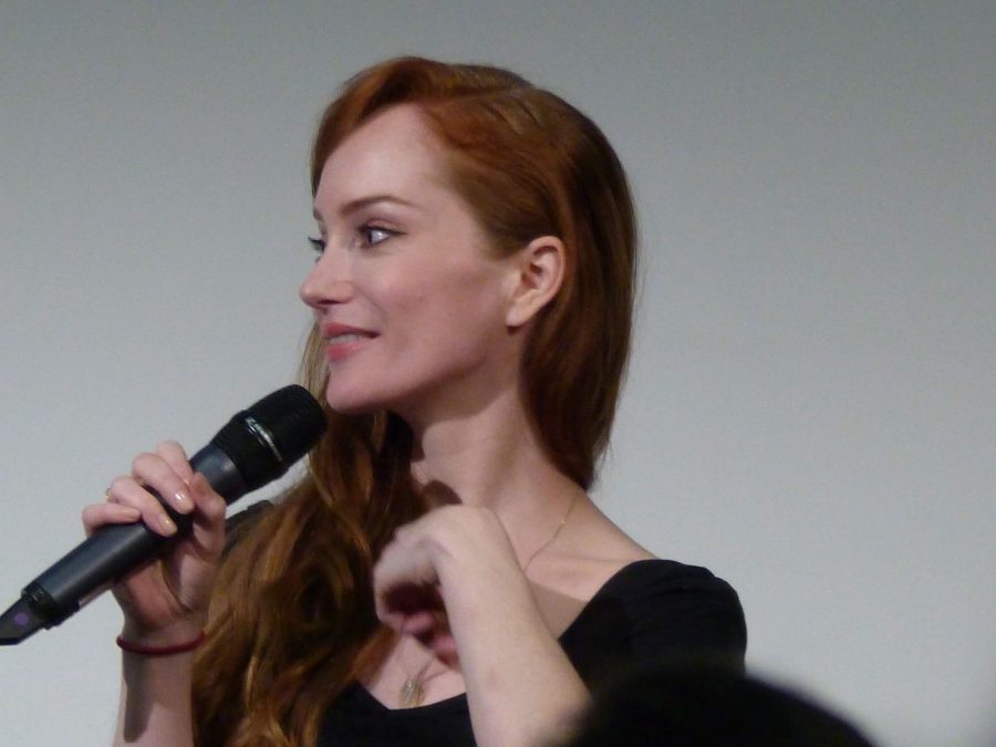 Land Con Outlander Convention