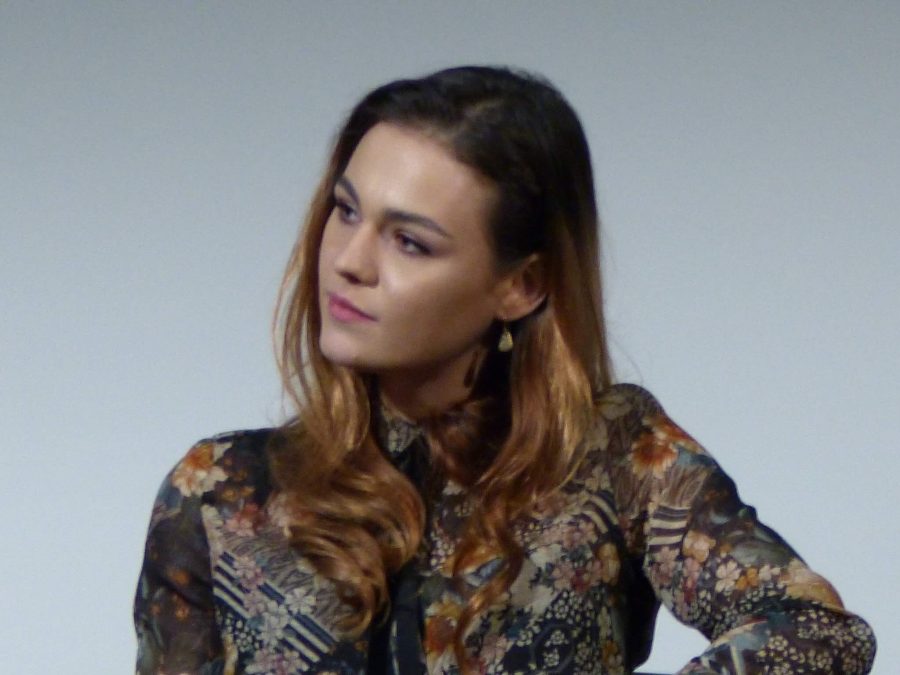 Land Con Outlander Convention