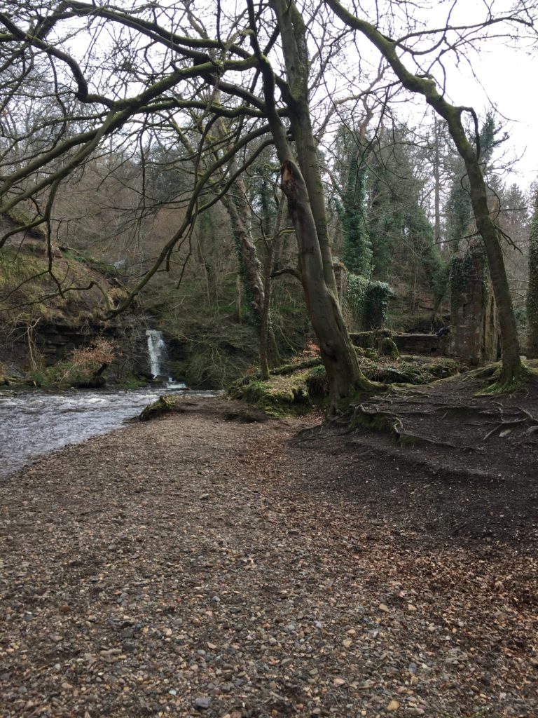 roslin glen country park, outlander locations