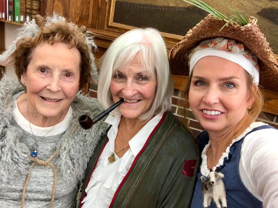 Halloween Outlander-style, Outlander-inspired costumes