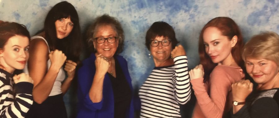 outlander season 4 behind-the-scenes photos, caitriona balfe, outlander fans, starfury convention