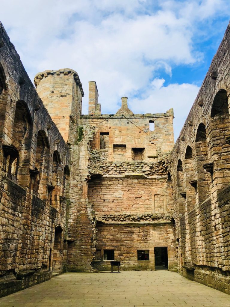 linlithgow palace, outlandish locations