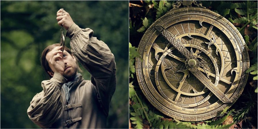 Roger in Outlander and the astrolabe