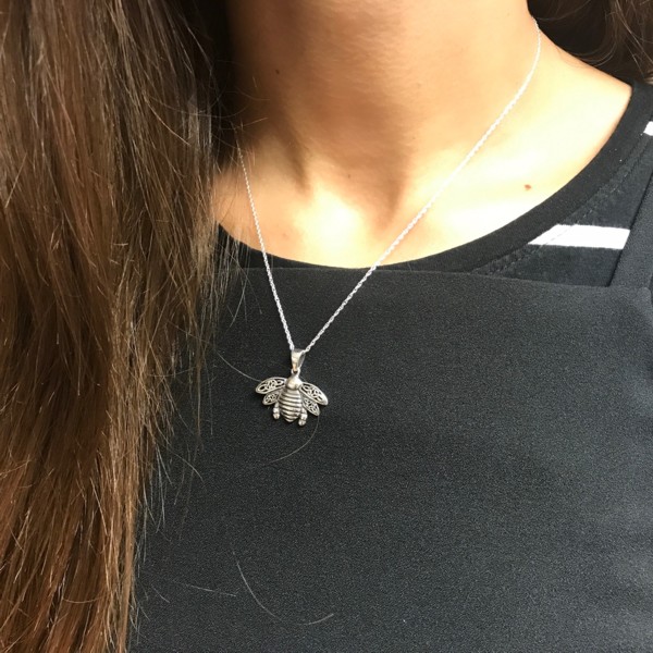 Hamilton & Young Bee pendant