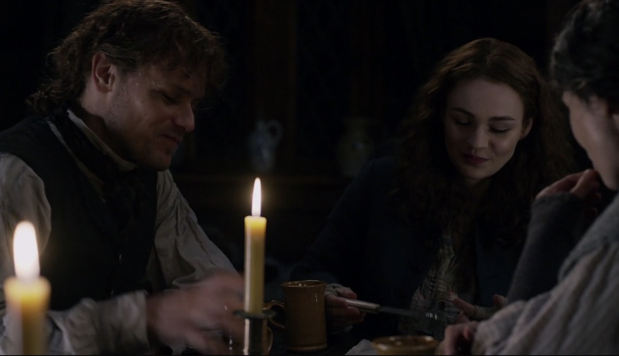 Jamie, Briana, & Claire enjoying fresh honey Season 4 Outlander STARZ