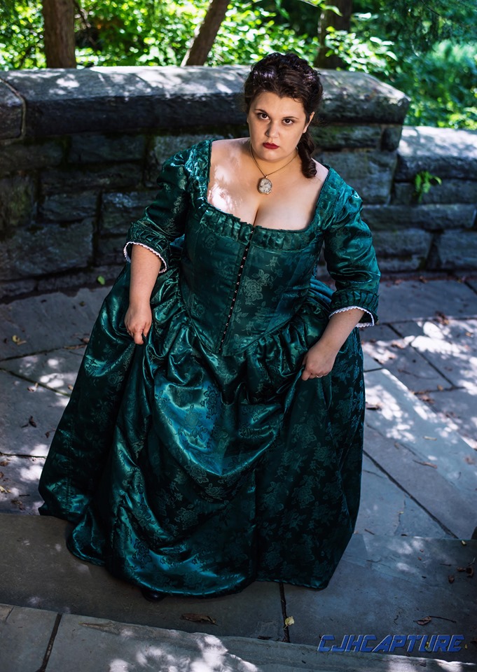 outlander cosplaying, La Dame Blanche cosplay
