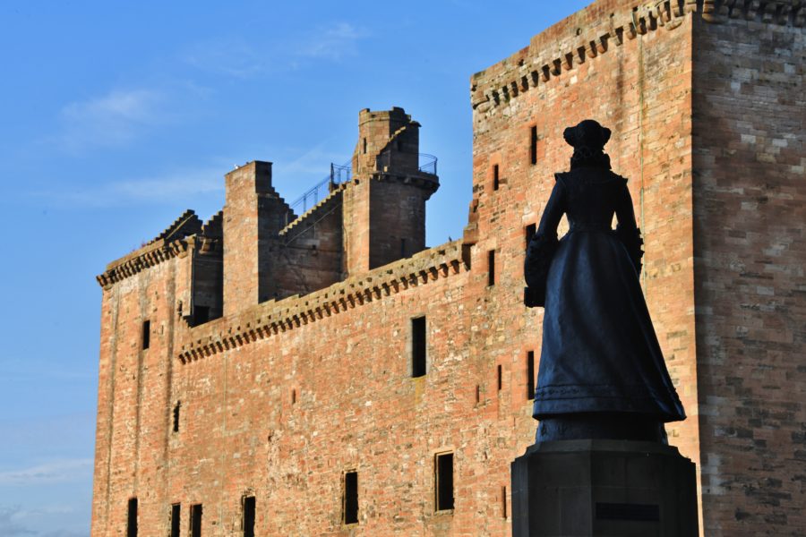 linlithgow palace, outlandish locations