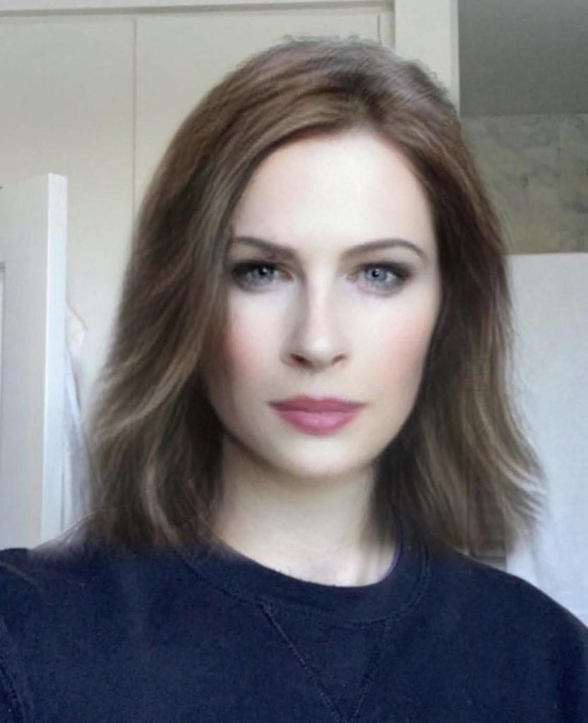 New York Comic Con 2019, David Berry as Caitriona Balfe