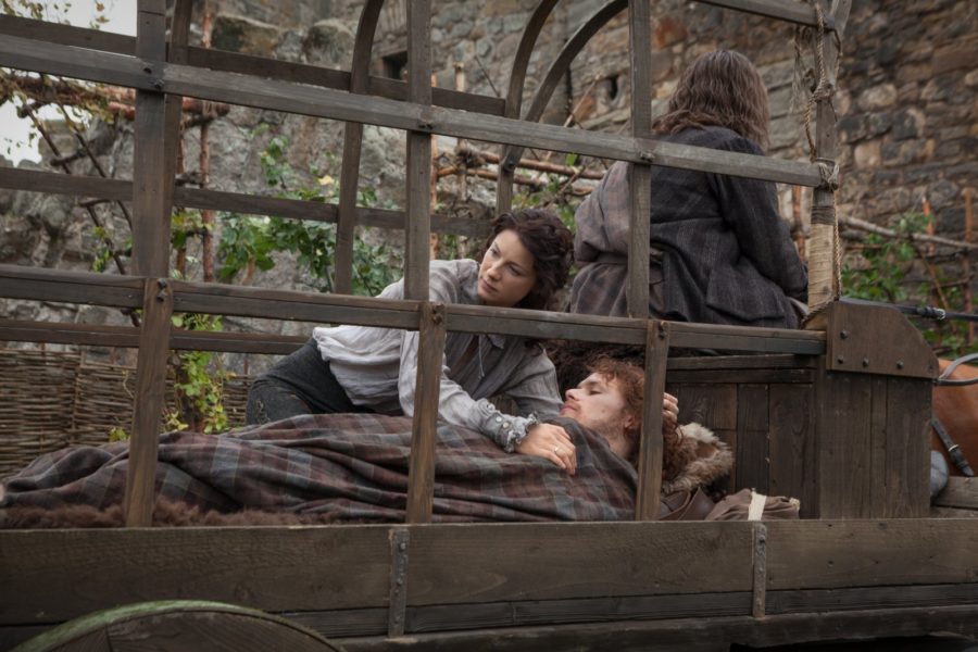 Claire saving Jamie Outlander season 1