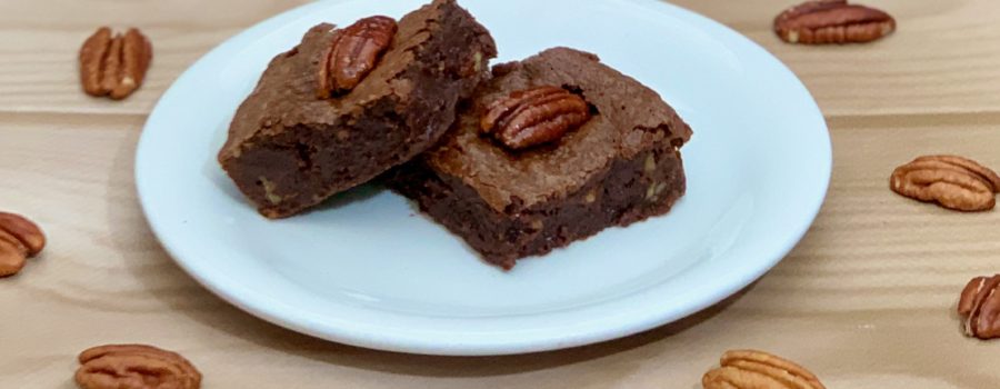 Candied Pecan Brownies plated closeup, ja-brownies
