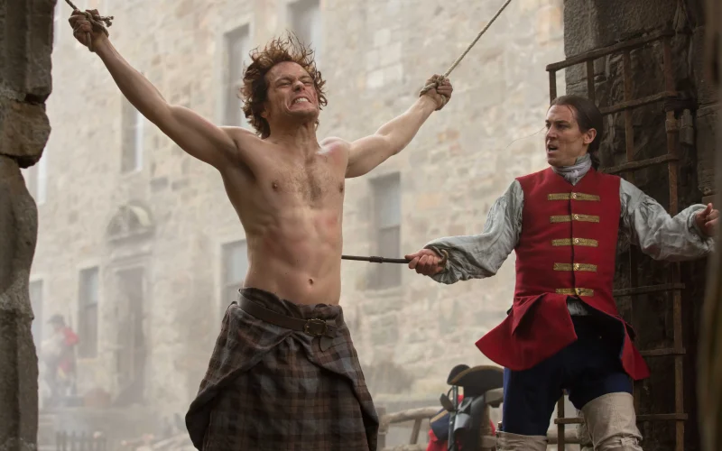 Jamie Fraser back scars