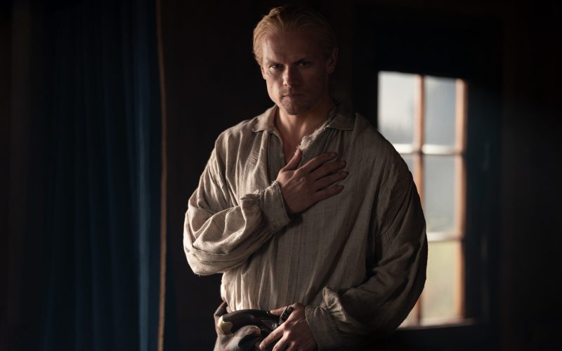 why did Jamie let the traitors stay on Fraser’s Ridge