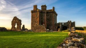 Is Castle Leathers Real? The Blood Of My Blood Castle Explained